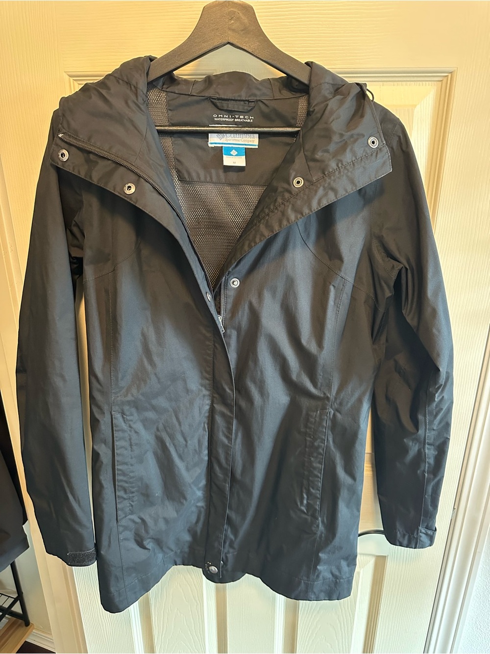 Columbia Black Lightweight Waterproof Hooded Raincoat